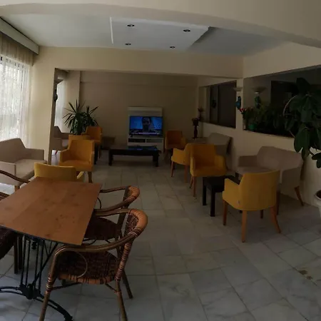Ozgun Hotel de apartamente Kusadası