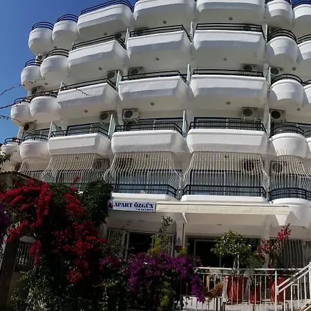 Ozgun Hotel de apartamente 4*