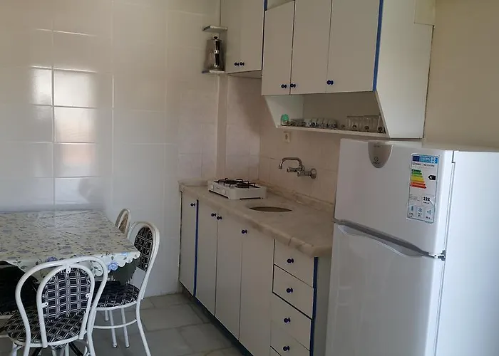 Ozgun Lägenhetshotell Kusadası